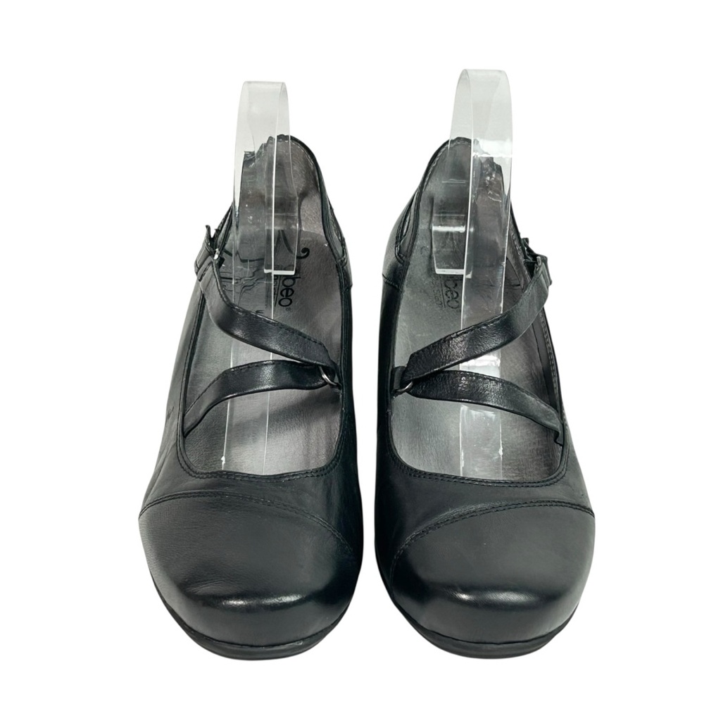 Abeo Black Leather Mary Jane Heels - Picture 5 of 7